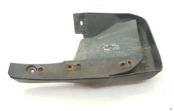 Peugeot 407 Front mudguard 75820