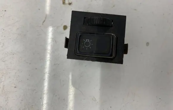 Volkswagen Golf II Headlight level height control switch
