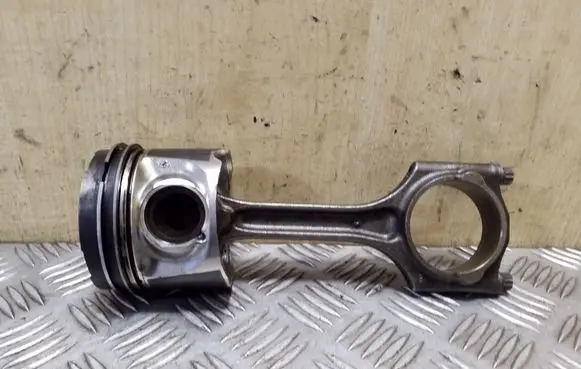Volvo S60 Piston with connecting rod