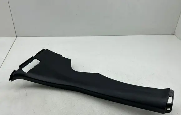 Dodge Charger (C) pillar trim 100017157 42068K