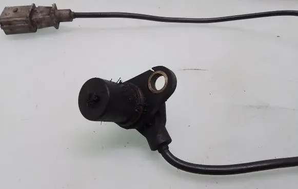 Volkswagen PASSAT B5 Crankshaft position sensor 06A906433C