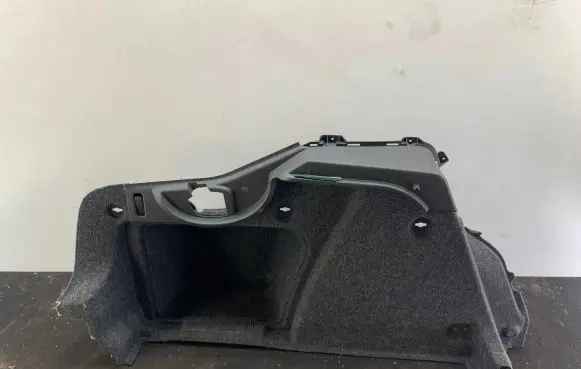 Skoda Superb B6 (3T) Trunk/boot side trim panel 3T5867761B