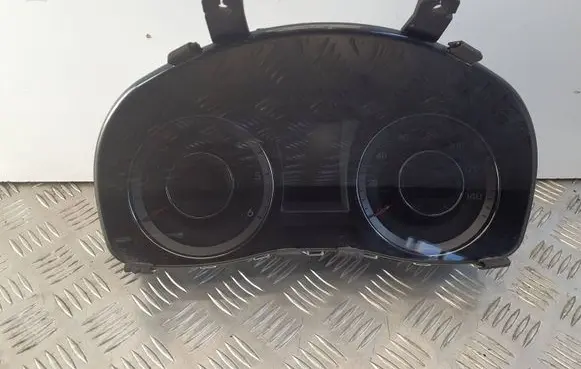 Hyundai i40 Speedometer (instrument cluster) 940033Z050 11001784020H