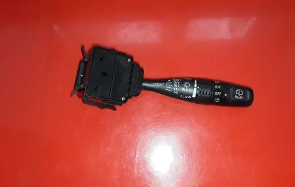 Mitsubishi Grandis Wiper control stalk 17D714