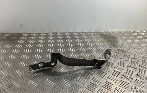 Audi A6 S6 C7 4G Fender mounting bracket 4G0807592B