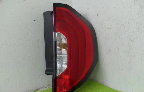 Mercedes-Benz Citan II Rear/tail lights 4209061200
