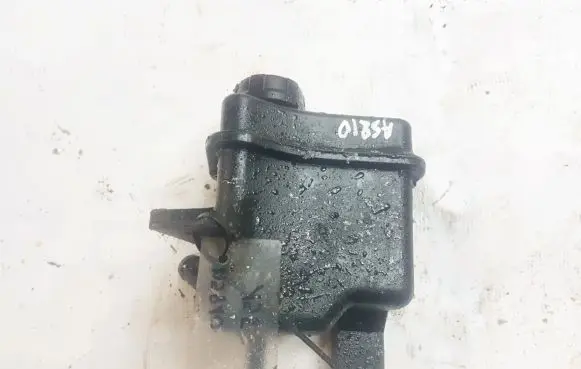 Mitsubishi Space Star Power steering fluid tank/reservoir