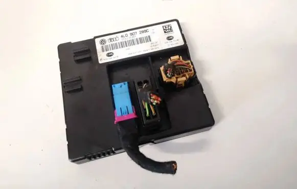 Audi Q7 4L Comfort/convenience module 4l0907289c 4l0910289f