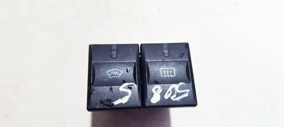 Windscreen/window heater switch