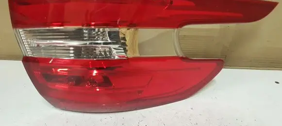 Peugeot 308 Rear/tail lights L90019403 9678093980