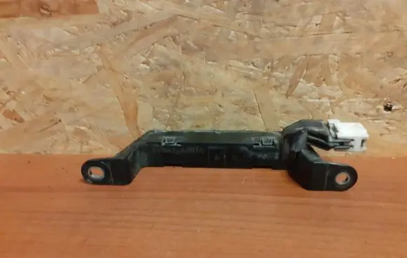 Toyota Prius (XW30) Keyless system antenna 8999730070 903
