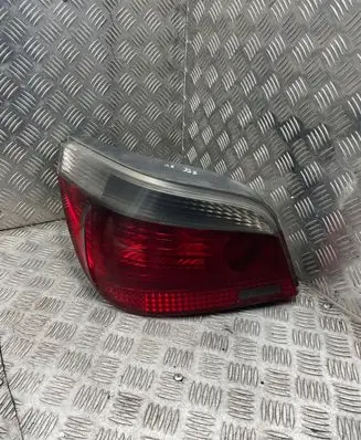 BMW 5 E60 E61 Rear/tail lights 6910767 E3159S 2VP008679