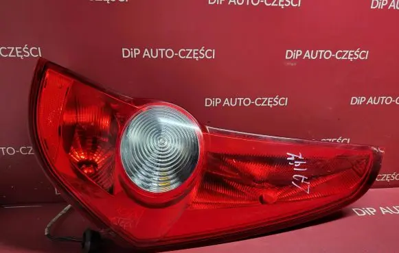 Opel Agila B Rear/tail lights 89071609