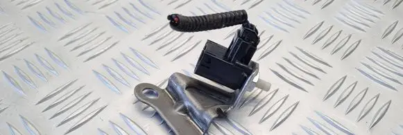 Lexus IS 220D-250-350 Brake pedal sensor switch
