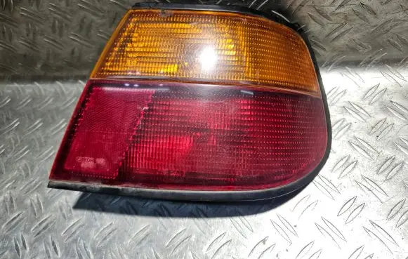 Nissan Almera Rear/tail lights R1111 7379