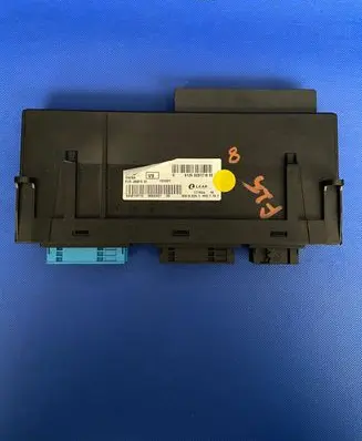 BMW X3 F25 Fuse module 9287218 8002407