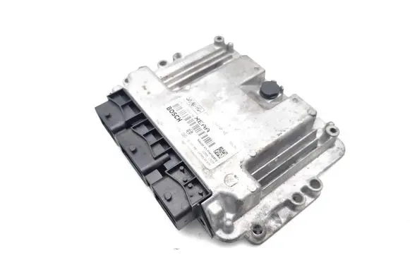 Ford Focus Engine control unit/module 8M5112A650XE 0281015242