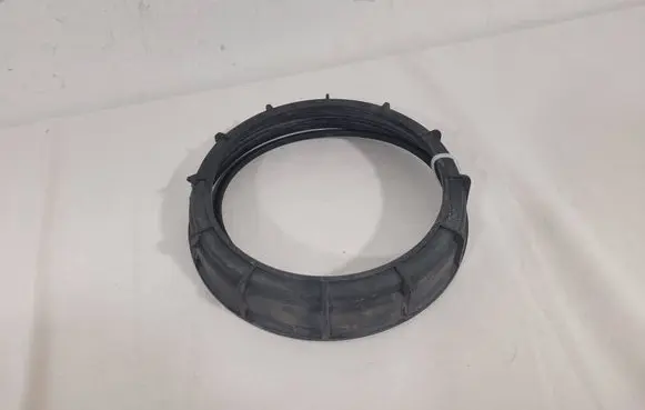 Renault Captur In tank fuel pump screw locking ring/nut 09701687000