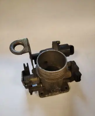 Renault Megane I Throttle valve 71418501 7700861678