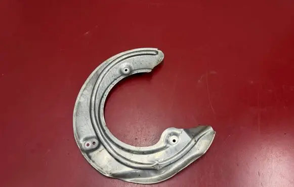 BMW X3 G45 Front brake disc dust cover plate 8845297