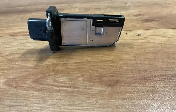 Ford Mondeo MK IV Mass air flow meter 7M5112B579 H388E