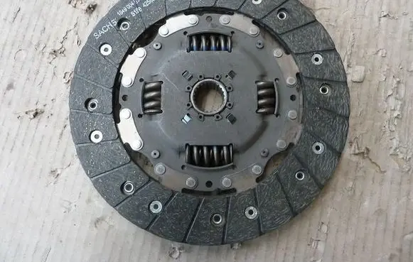 Volkswagen Amarok II Clutch pressure plate 1878004776