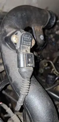 Volkswagen PASSAT B5 Air pressure sensor 038906051