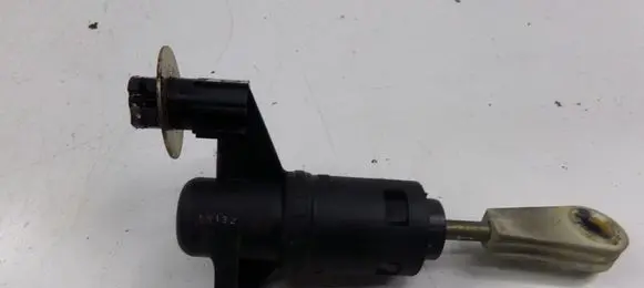 Skoda Superb B5 (3U) Clutch master cylinder 8E1721401AG