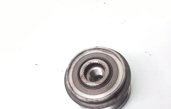 Renault Scenic I Alternator pulley F55659901 61E091208
