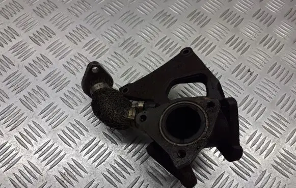 Audi A6 S6 C6 4F Exhaust manifold 059131799L