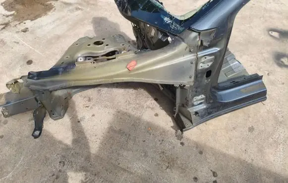 Tesla Model 3 Front quarter panel