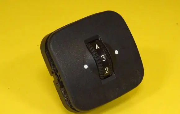 Seat heating switch