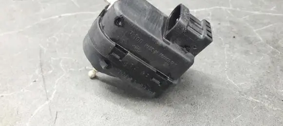 Peugeot 106 Headlight level adjustment motor MD30GF15