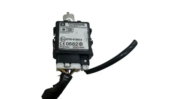 Subaru Forester SG Immobilizer control unit/module 88205SA000 97RI010014
