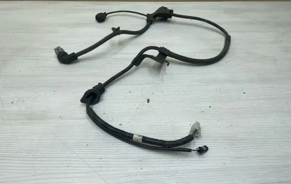 Toyota C-HR I Rear ABS sensor wiring 890C0F4010