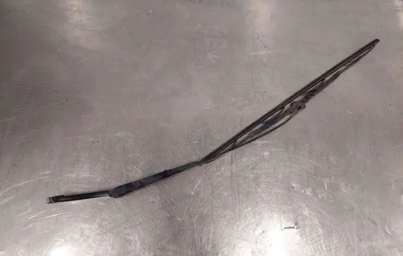 Volkswagen Transporter - Caravelle T5 Front wiper blade arm 7H1955409C