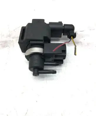 Volkswagen Phaeton Turbo solenoid valve 059906629A 050906629A 4252441