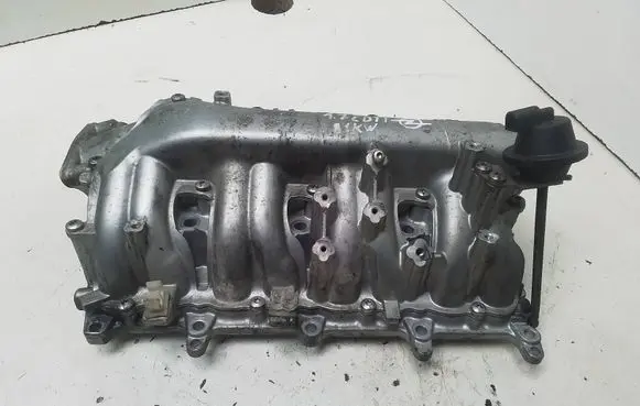 Opel Astra J Intake manifold 700997160 1202620164 8973858235
