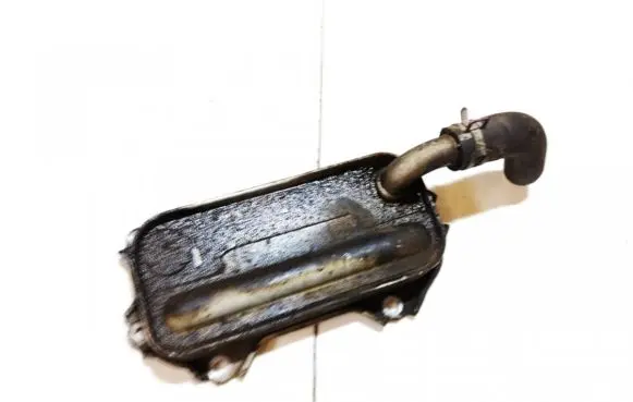 Engine oil radiator