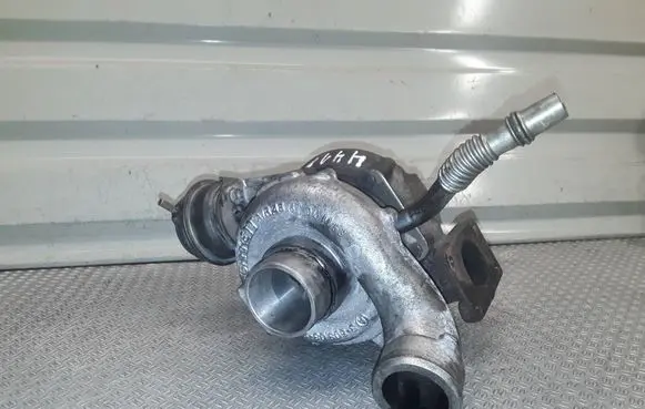 Audi A4 S4 B7 8E 8H Turbo 059145701S
