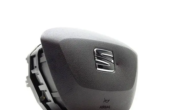 Seat Leon (5F) Steering wheel airbag cover 5F0880201J 5F0880201L 308891699A3U