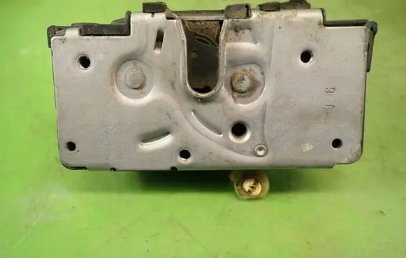 Fiat Grande Punto Front door lock