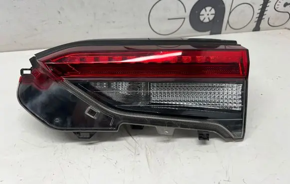 Toyota RAV 4 (XA50) Tailgate rear/tail lights 8158042151