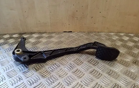 Clutch pedal