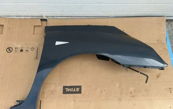 Renault Espace IV Fender 8200155751
