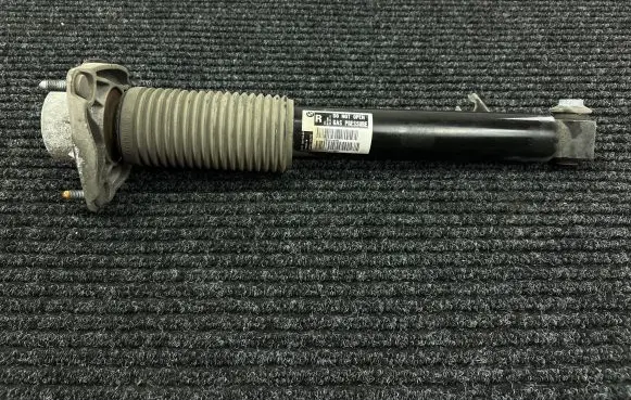 BMW X5 F15 Rear shock absorber/damper 6864360