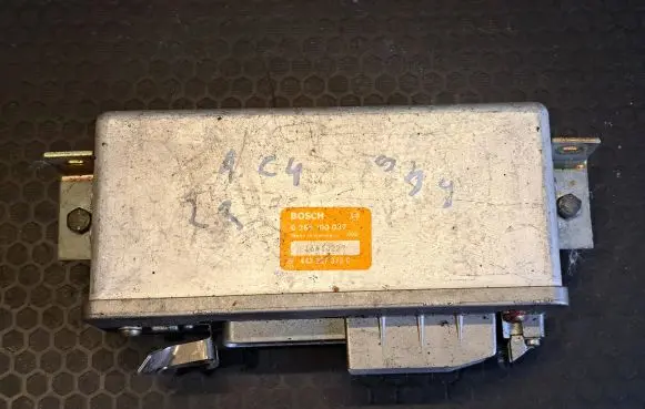 Audi 100 S4 C4 ABS control unit/module 443907379C 0265100037