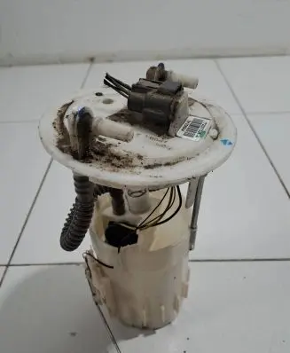 Dacia Dokker Fuel injection high pressure pump 172027123R 7610388AA