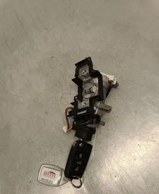 Volkswagen Golf VII Ignition lock 1K0905851B 0037CA15215