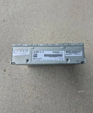 Radio/CD/DVD/GPS head unit